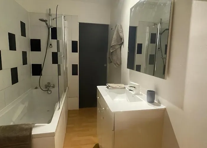 Serenity Dans Propriete Avec Jardin, Terrasse, Wifi, Piscine Et Parking Entre Beziers Et Pezenas